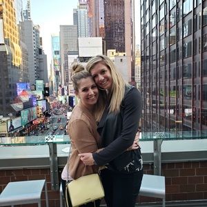 Meet your Posher, Elizabeth